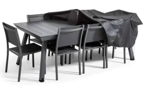 Protégez votre table de jardin pour l’automne, la housse essentielle à 53,12 € en promo chez Jardiland