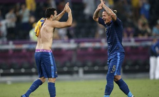 Adil Rami et Philippe Mexès après la victoire face à l'Ukraine, le 15 juin 2012