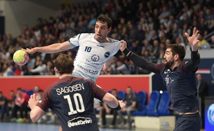 Maxime Gilbert, le demi-centre du Fenix Toulouse handball.