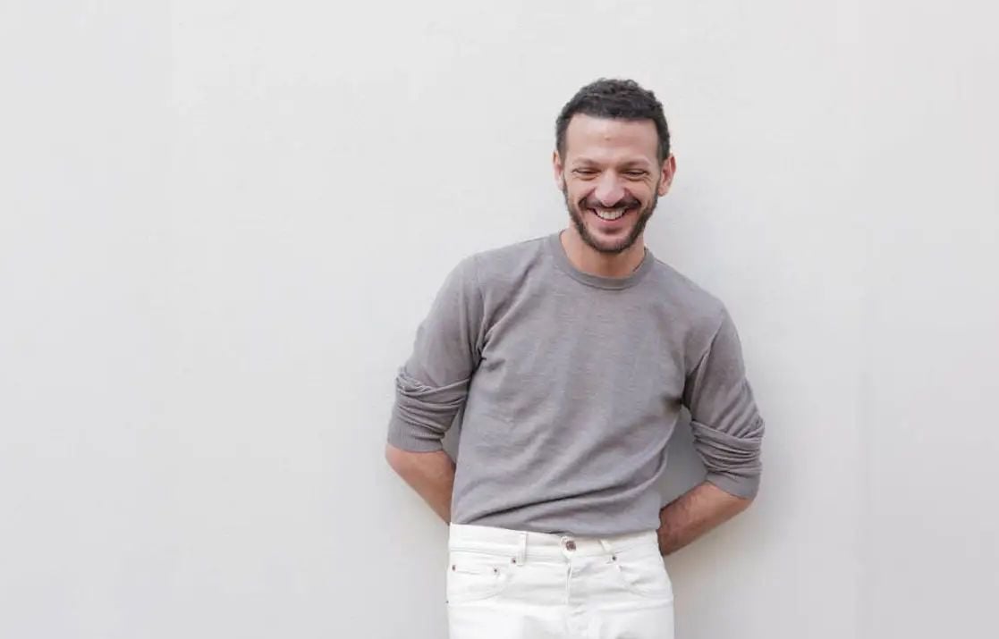 « Un sketch et une chanson, c'est la même chose », estime Vincent Dedienne qui sort son premier album