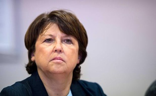 Martine Aubry, le 13 mars 2011, en déplacement pour les cantonales à Rodez.