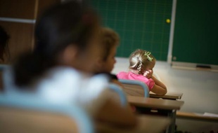 L'académie de Créteil a recours à des contractuels pour occuper une partie de ses postes d'instituteurs, en raison de la faible attractivité de cette zone pour les professeurs.