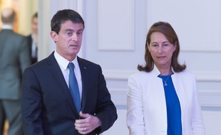 Le Premier ministre Manuel Valls et la ministre de l'Ecologie Ségolène Royal, place Beauvau, le 6 juin 2016.