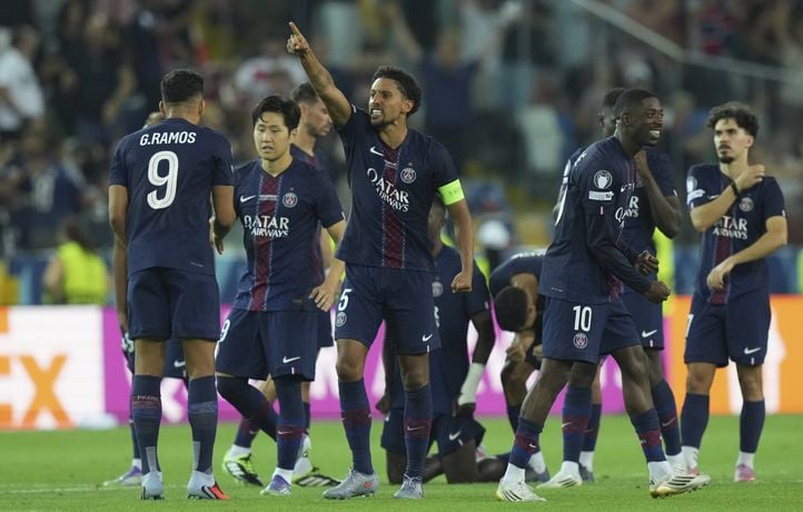 Le PSG renverse Tottenham et remporte son premier trophée de la saison...