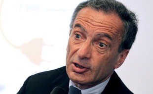 La compagnie énergétique française EDF et le géant gazier Gazprom ont signé vendredi un accord de coopération dans le domaine de la production d'électricité dans des centrales à gaz en Europe, ont annoncé les deux sociétés dans un communiqué.