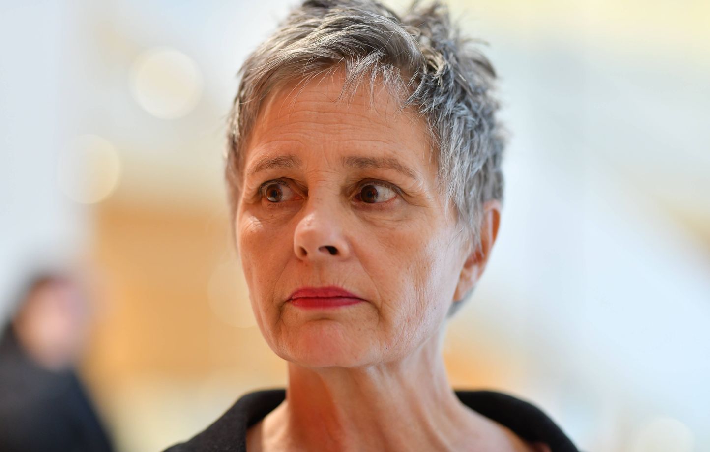 Anouk Grinberg a déposé plainte contre l'avocat de Gérard Depardieu.