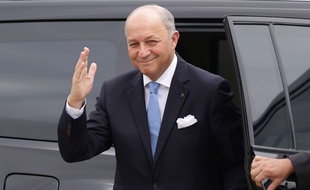 Laurent Fabius au Brésil avant sa rencontre av"ec la président brésilienne Dilma Roussef. Le 22 novembre 2015 à Brasilia