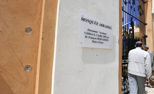 La mosquée d'Istres a reçu des tirs, dimanche 25 avril 2010.