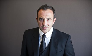 Nikos Aliagas, photographié dans les locaux de 20 Minutes, le 10 février 2012.