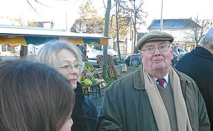 Gérard de Mellon à la rencontre des habitants du quartier de Cleunay.
