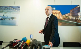 Le maire de Bordeaux et ancien Premier ministre Alain Juppé, le 22 novembre 2012, à la mairie de Bordeaux.