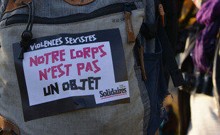 Lors d'une manifestation contre les violences faites aux femmes (illustration)