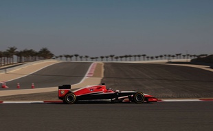 Max Chilton au volant d'une Marussia lors du Grand Prix du Bahrein en avril 2014.