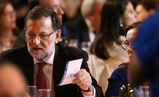 Le chef du gouvernement conservateur sortant Mariano Rajoy, pendant les élections législatives en Espagne, le 18 décembre 2015.