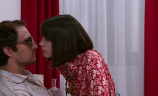 Louis Garrel et Stacy Martin dans Le Redoutable de Michel Hazavanicius