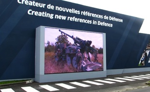 Le salon de l'armement Eurosatory se tient jusqu'au 20 juin 2014 au parc des expositions de Villepinte.