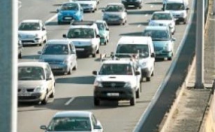 Le trafic auto est en partie responsable des émissions.