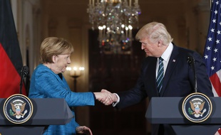 Donald Trump reçoit Angela Merkel à la Maison Blanche, le 17 mars 2017.