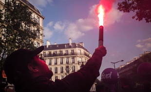 Manifestation des cheminots du syndicat Solidaires à la gare du Nord à Paris, le 3 mai 2018.