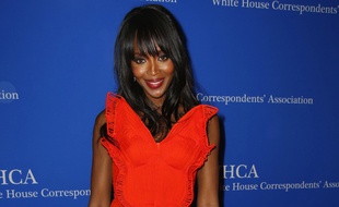 La top Naomi Campbell