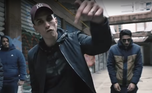Extrait du clip du morceau du rappeur Vin's, "#METOO".