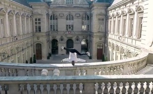 Les danseurs hip-hop des Pockemon Crew ont fait le show, filmés par un drone.