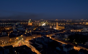 Toulouse la nuit.