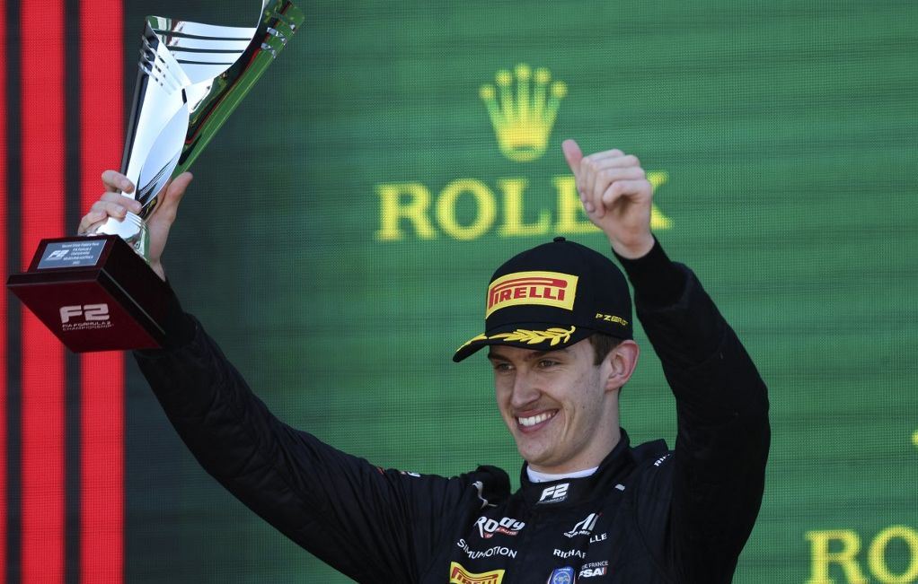 Formule 2 Le Francais Theo Pourchaire sacre champion du monde a 20 ans