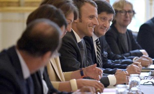 Emmanuel Macron lors de son premier Conseil des ministres le 27 août 2014 à l'Elysée à Paris