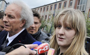 Cécile Bourgeon, mère de la petite Fiona et son avocat, Gilles-Jean Portejoie, lançait, le 16 mai 2013, un appel pour que l'on retrouve sa fille.