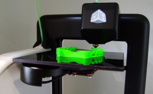 Cubify, une imprimante 3D grand-public de 3D Systems.