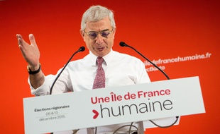 Claude Bartolone lors de la présentation de son programme le 22 octobre 2015 dans ses locaux de campagne.