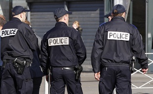 Patrouille de police à Lille en 2014