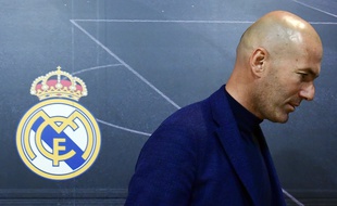 Zinedine Zidane quitte le Real Madrid après avoir annoncé son départ en conférence de presse, le 31 mai 2018.
