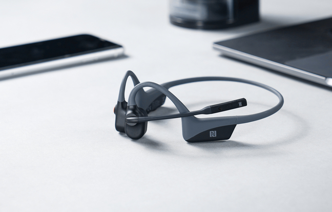 The Aftershokz Opencomm bone conduction headset.