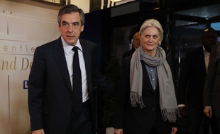 François Fillon et son épouse Penelope Fillon, le 20 mars 2017.