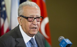 Le médiateur international Lakhdar Brahimi a salué mercredi comme un "premier pas très important" le fait que Moscou et Washington se sont mis d'accord pour inciter le régime et les rebelles à trouver une solution au conflit qui ensanglante la Syrie.
