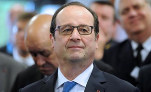 Le président François Hollande le 30 avril 2015 à Brest