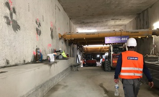 Plongée dans le terminus de la ligne 2 du tram de Nice.