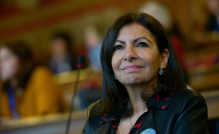 Anne Hidalgo aurait emprunté un hélicoptère pour se rendre sur la 19e étape du Tour de France, juste après avoir pris place dans un Falcon, ralliant Paris à Chambéry le 26 juillet dernier.