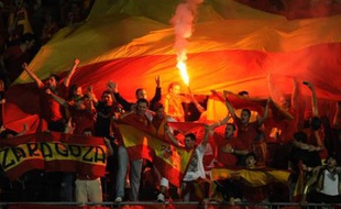 alors que les supporters espagnols sont chauds bouillants.