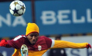 Facile vainqueur de Galatasaray 3-0 au match aller à Bernabeu, le Real Madrid a déjà fait un grand pas vers les demi-finales de la Ligue des Champions et n'a plus qu'à conclure mardi au retour à Istanbul, tandis que le duel entre Dortmund et Malaga est lui plus indécis après le 0-0 de l'aller.