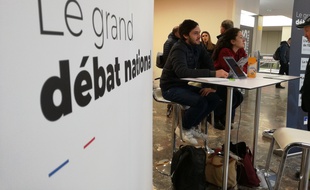 Un stand de proximité "Grand débat national" (illustration).