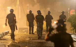 Des CRS à Saint-Denis-de-la-Réunion, le 20 novembre 2018.
