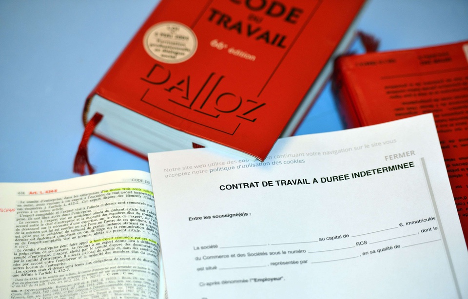 Réforme du Code du travail Les cinq ordonnances publiées au «Journal officiel», pour une entrée Réforme du Code du travail Les cinq ordonnances publiées au «Journal officiel», pour une entrée