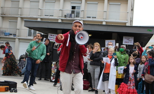 Le chanteur HK était à Rennes le 23 juin 2021 pour soutenir le personnel soignant.