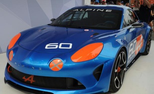 Le concept-car Alpine "Célébration 60", dévoilé lors des 83e 24 heures du Mans, le 13 juin 2015 au Mans