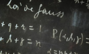 Perçues parfois comme un rabâchage de formules abstraites, les maths sont la bête noire d'un quart des élèves français de plus en plus touchés par l'innumérisme, alors que la filière scientifique reste la voie royale vers des écoles prestigieuses.