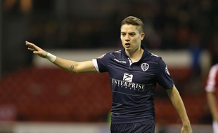 Adryan, ici sous le maillot de Leeds, serait pisté par le FC Nantes.