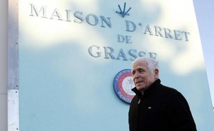 Le parquet va demander lundi à la commission de révision de rejeter la requête en suspension de peine de Christian Iacono, condamné pour le viol de son petit-fils qui a depuis retiré ses accusations, a indiqué le parquet général de la Cour de cassation, confirmant une information de Nice Matin.